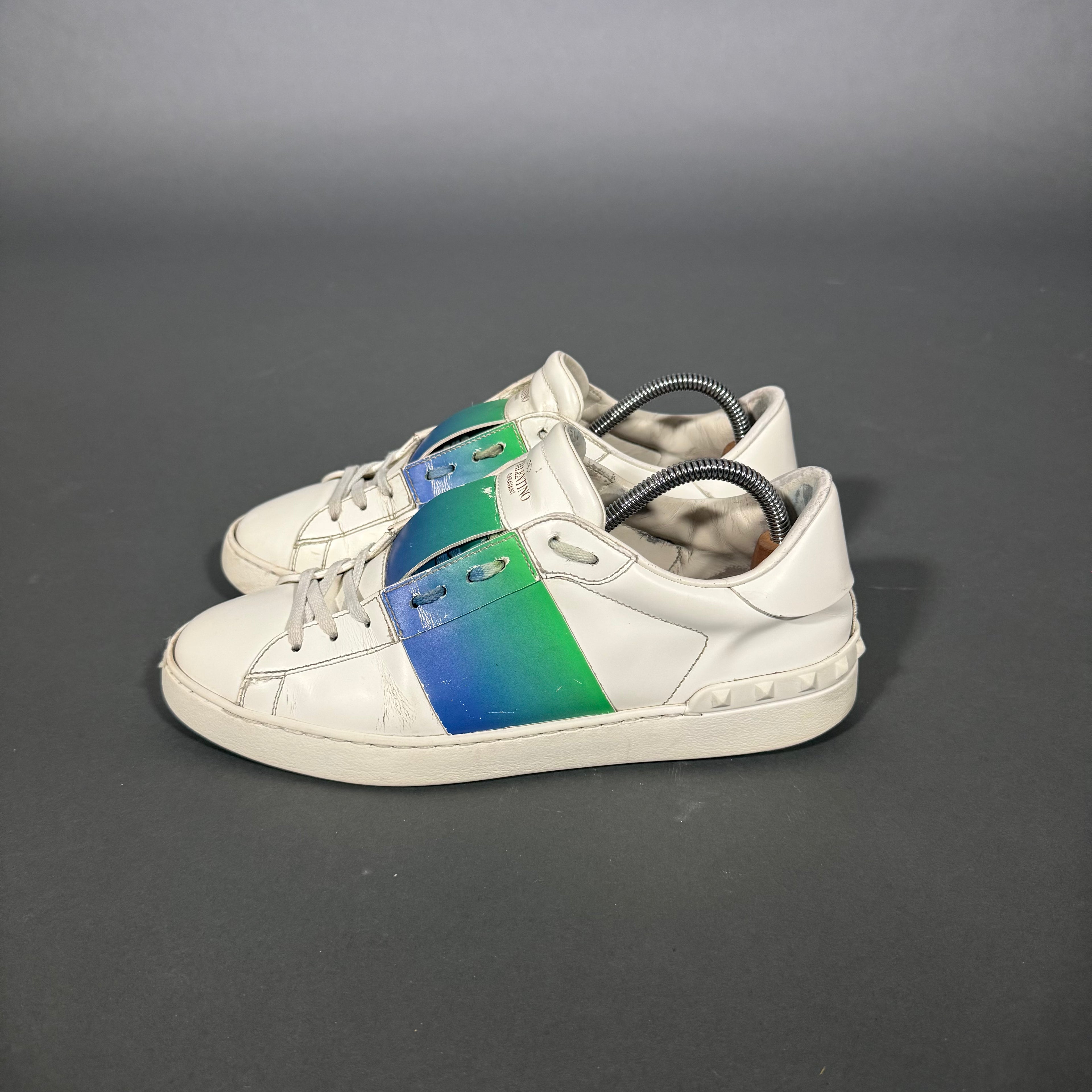 Valentino Open Monogram - 43