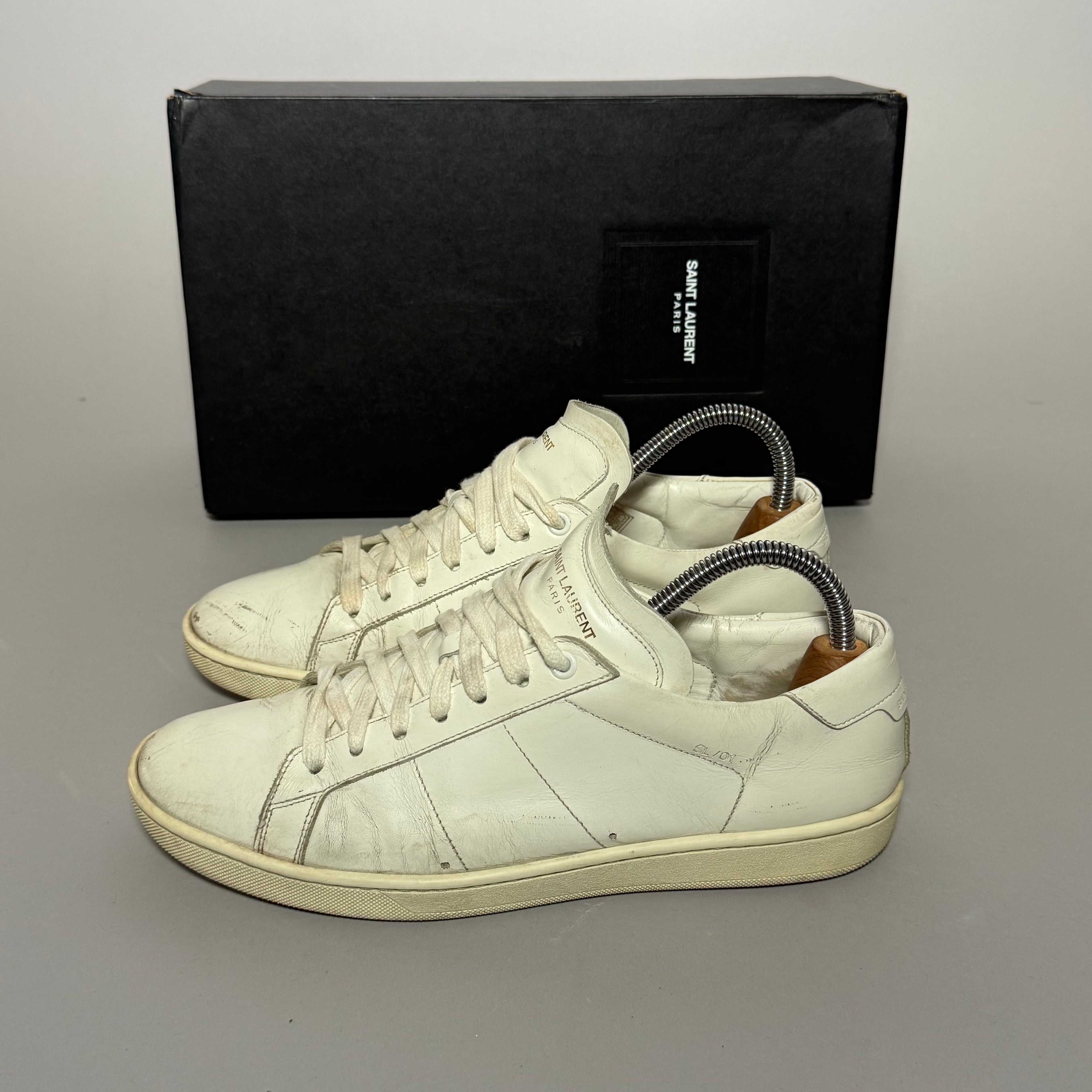 Yves Saint Laurent SL/01 White - 41